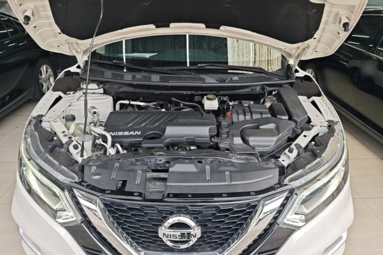 Used Nissan Qashqai 2021 2.0L CVT Luxury Edition Engine Bay