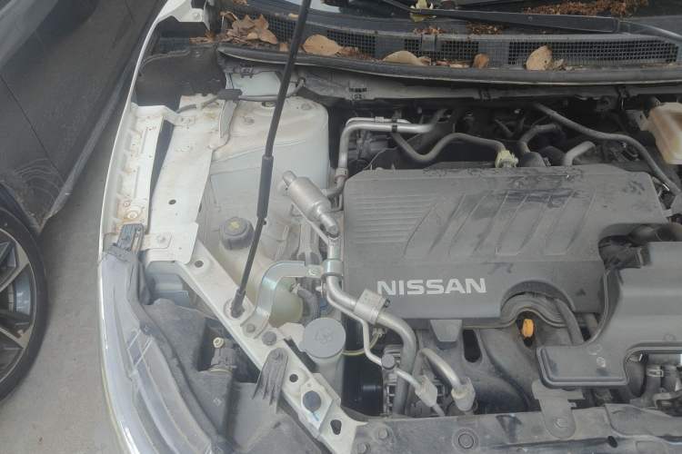 Used Nissan Qashqai 2021 2.0L CVT Luxury Edition Engine Bay Right
