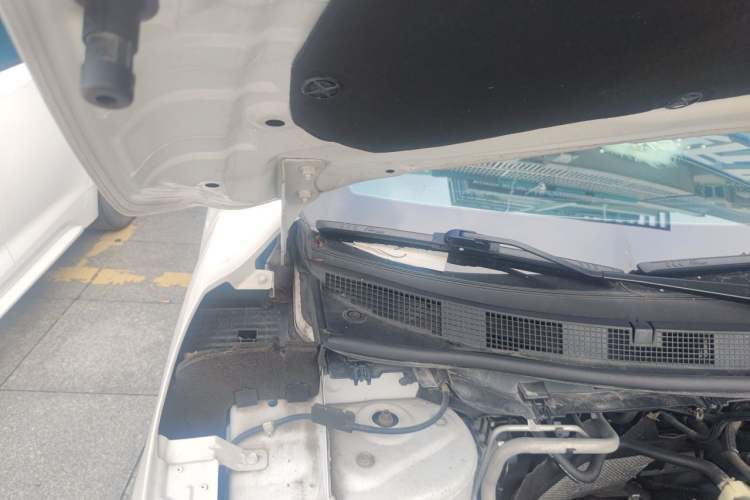 Used Nissan Qashqai 2021 2.0L CVT Smart Enjoyment Version Engine Bay Right