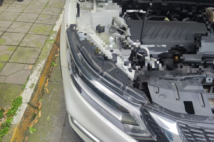 Used Nissan Qashqai 2021 2.0L CVT Luxury Edition Engine Bay Right