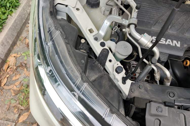 Used Nissan Qashqai 2021 2.0L CVT Luxury Edition Engine Bay Right