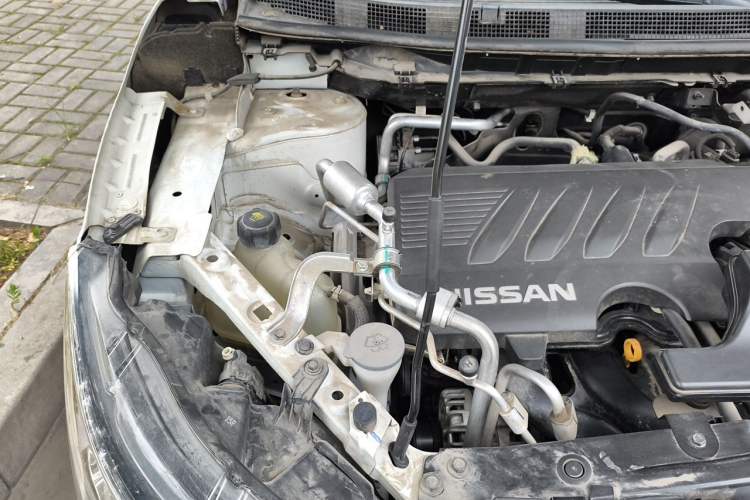 Used Nissan Qashqai 2021 2.0L CVT Luxury Edition Engine Bay Right
