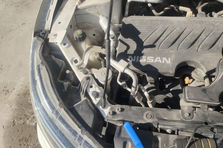 Used Nissan Qashqai 2021 2.0L CVT Luxury Edition Engine Bay Right