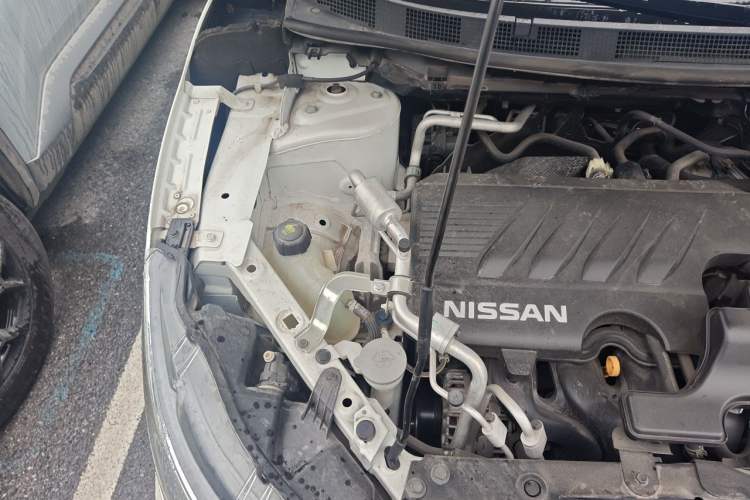 Used Nissan Qashqai 2021 2.0L CVT Luxury Edition Engine Bay Right