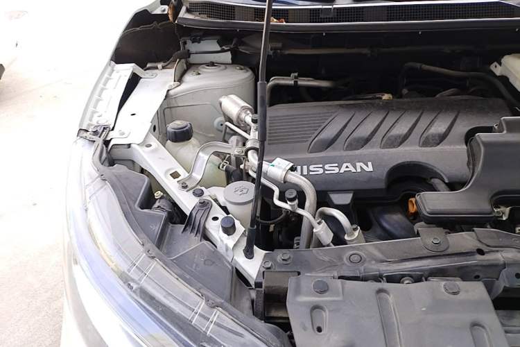 Used Nissan Qashqai 2021 2.0L CVT Luxury Edition Engine Bay Right