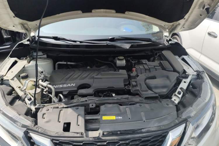 Used Nissan Qashqai 2021 2.0L CVT Luxury Edition Engine Bay