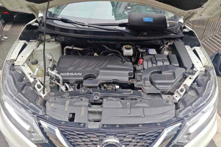 Used Nissan Qashqai 2021 2.0L CVT Luxury Navigation Edition Engine Bay