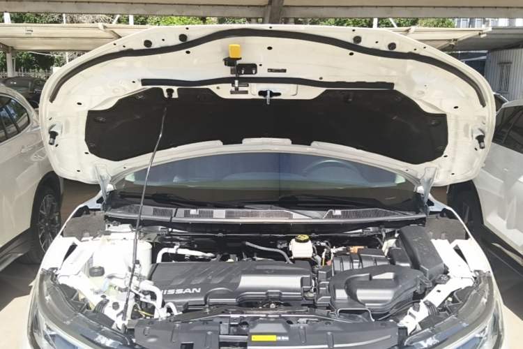 Used Nissan Qashqai 2021 2.0L CVT Luxury Edition Engine Bay