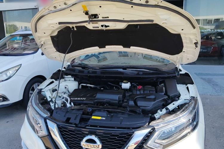 Used Nissan Qashqai 2021 2.0L CVT Luxury Edition Engine Bay