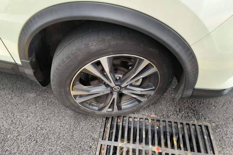 Used Nissan Qashqai 2021 2.0L CVT Luxury Edition Exterior 1