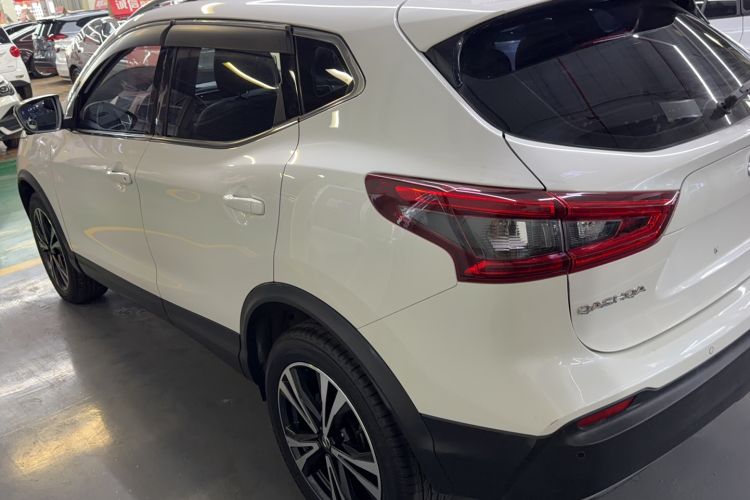 Used Nissan Qashqai 2021 2.0L CVT Luxury Edition Exterior 1