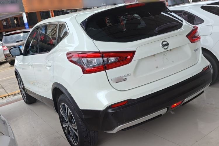 Used Nissan Qashqai 2021 2.0L CVT Luxury Edition Exterior 2