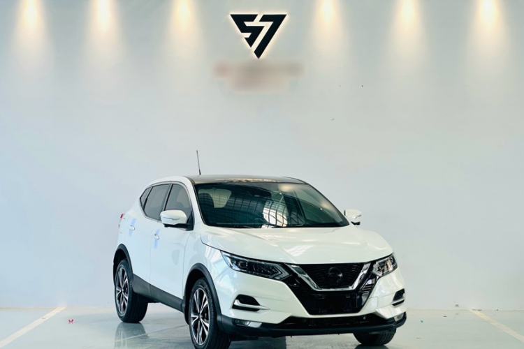 Used Nissan Qashqai 2021 2.0L CVT Luxury Edition Exterior 2
