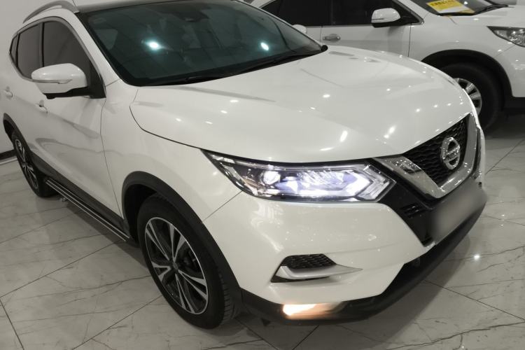 Used Nissan Qashqai 2021 2.0L CVT Luxury Edition Exterior 2