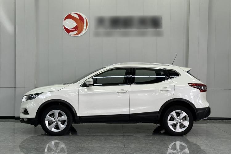 Used Nissan Qashqai 2021 2.0L CVT Smart Enjoyment Version Exterior 2