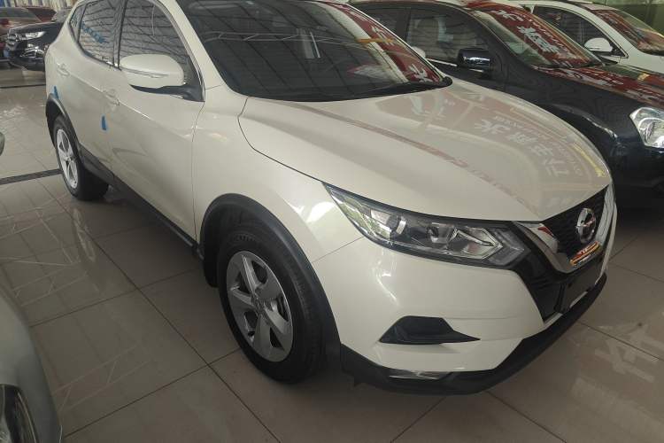 Used Nissan Qashqai 2021 2.0L CVT Smart Enjoyment Version Exterior 2