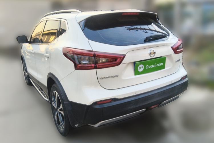Used Nissan Qashqai 2021 2.0L CVT Luxury Edition Exterior 3