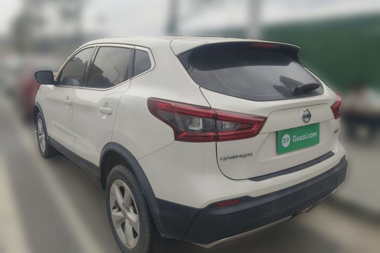 Used Nissan Qashqai 2021 2.0L CVT Smart Enjoyment Version Exterior 3