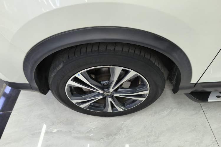 Used Nissan Qashqai 2021 2.0L CVT Luxury Edition Exterior 3
