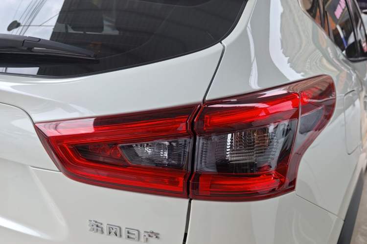 Used Nissan Qashqai 2021 2.0L CVT Luxury Edition Exterior 3