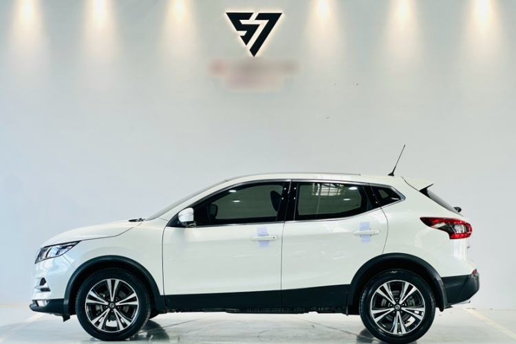 Used Nissan Qashqai 2021 2.0L CVT Luxury Edition Exterior 3
