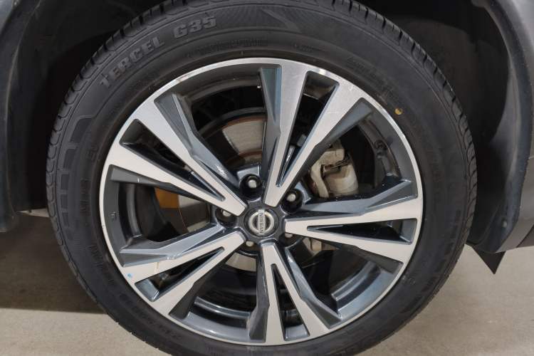 Used Nissan Qashqai 2021 2.0L CVT Luxury Edition Exterior 3