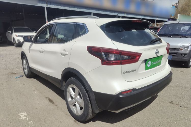Used Nissan Qashqai 2021 2.0L CVT Smart Enjoyment Version Exterior 3
