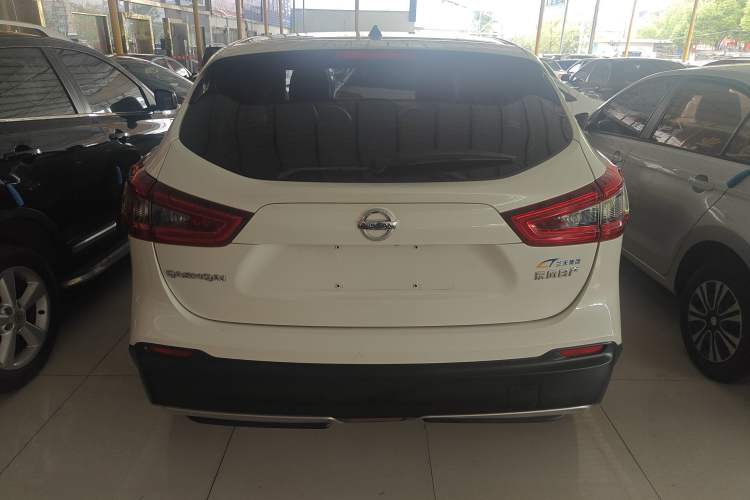 Used Nissan Qashqai 2021 2.0L CVT Smart Enjoyment Version Exterior 4