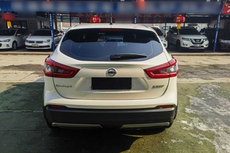 Used Nissan Qashqai 2021 2.0L CVT Smart Enjoyment Version Exterior 4