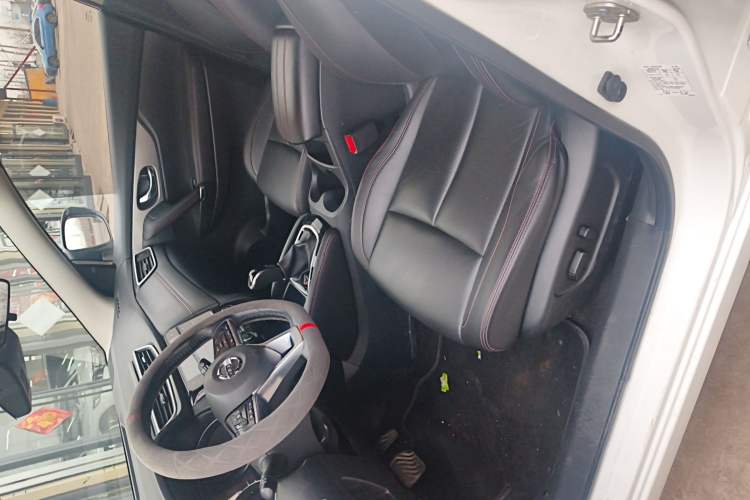 Used Nissan Qashqai 2021 2.0L CVT Luxury Edition Exterior 5
