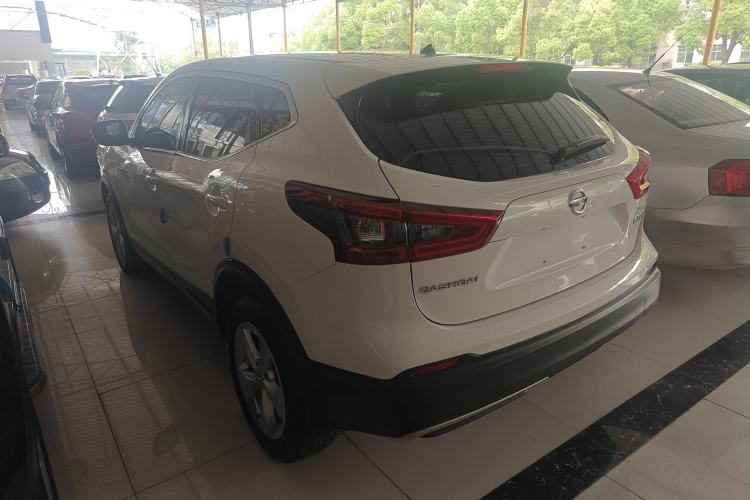 Used Nissan Qashqai 2021 2.0L CVT Smart Enjoyment Version Exterior 5