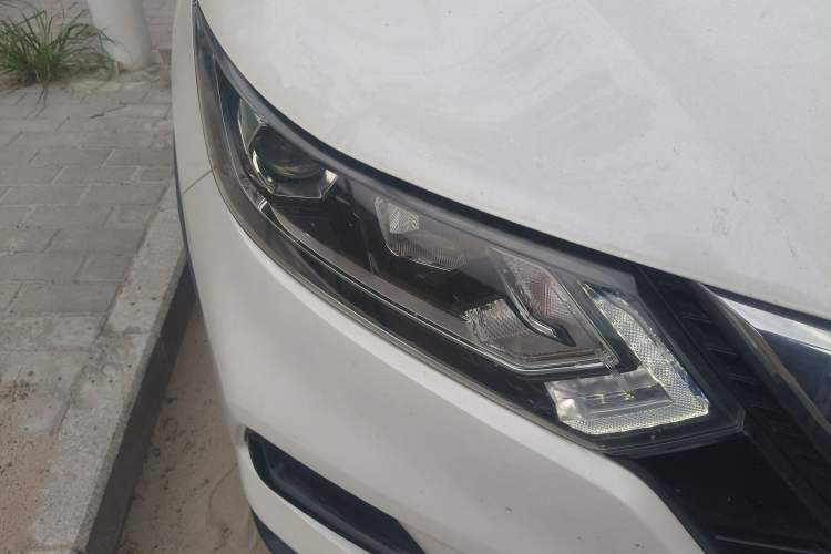Used Nissan Qashqai 2021 2.0L CVT Smart Enjoyment Version Exterior 6