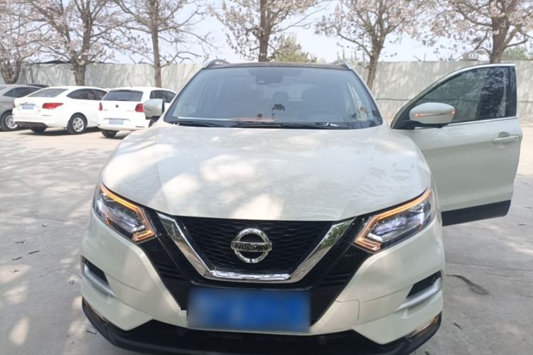 Used Nissan Qashqai 2021 2.0L CVT Luxury Edition Front