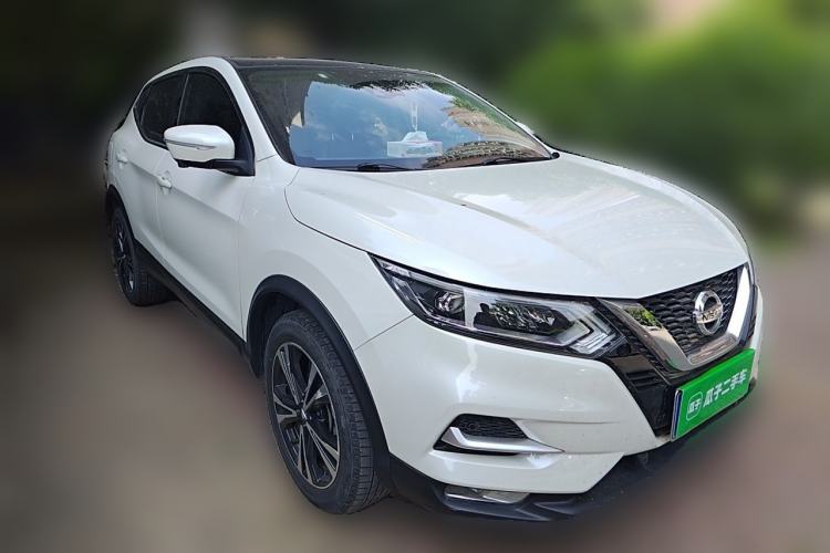 Used Nissan Qashqai 2021 2.0L CVT Luxury Edition Front Right 45 Deg