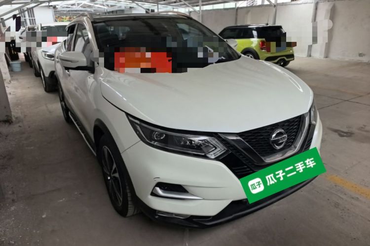 Used Nissan Qashqai 2021 2.0L CVT Luxury Edition Front Right 45 Deg