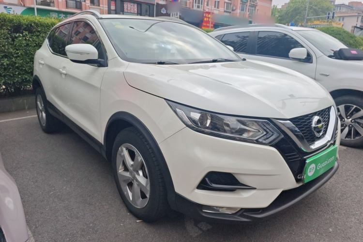 Used Nissan Qashqai 2021 2.0L CVT Smart Enjoyment Version Front Right 45 Deg