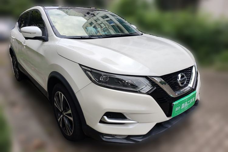 Used Nissan Qashqai 2021 2.0L CVT Luxury Edition Front Right 45 Deg
