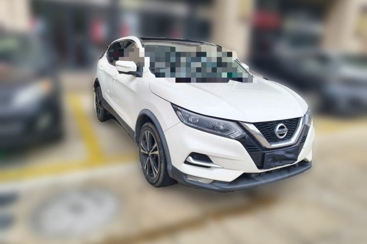 Used Nissan Qashqai 2021 2.0L CVT Luxury Edition Front Right 45 Deg
