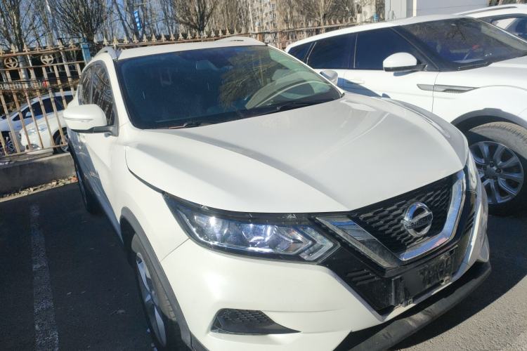 Used Nissan Qashqai 2021 2.0L CVT Smart Enjoyment Version Front Right 45 Deg