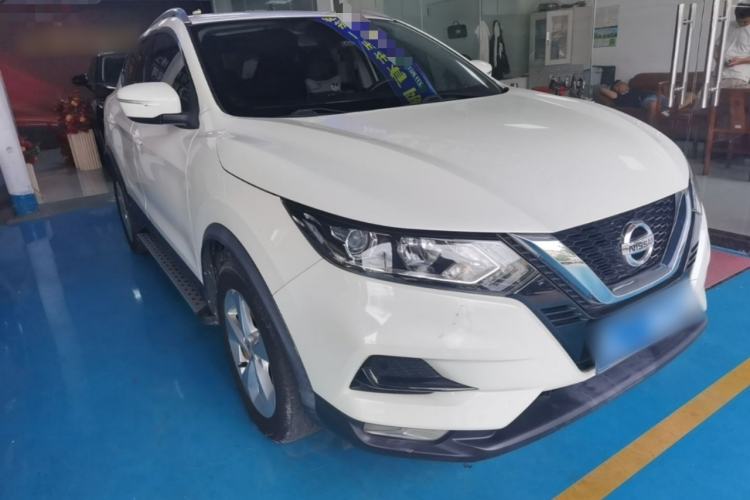 Used Nissan Qashqai 2021 2.0L CVT Smart Enjoyment Version Front Right 45 Deg