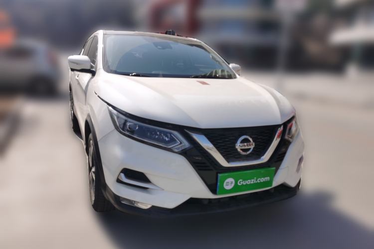 Used Nissan Qashqai 2021 2.0L CVT Luxury Edition Front Right 45 Deg