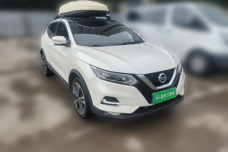 Used Nissan Qashqai 2021 2.0L CVT Luxury Edition Front Right 45 Deg