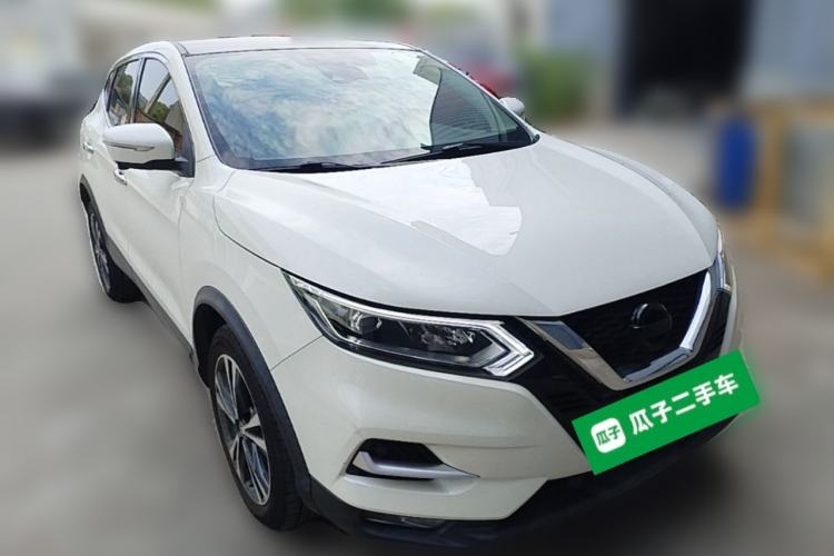 Used Nissan Qashqai 2021 2.0L CVT Luxury Edition Front Right 45 Deg