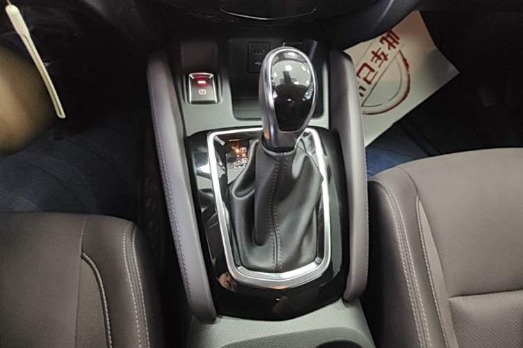 Used Nissan Qashqai 2021 2.0L CVT Smart Enjoyment Version Gear Lever