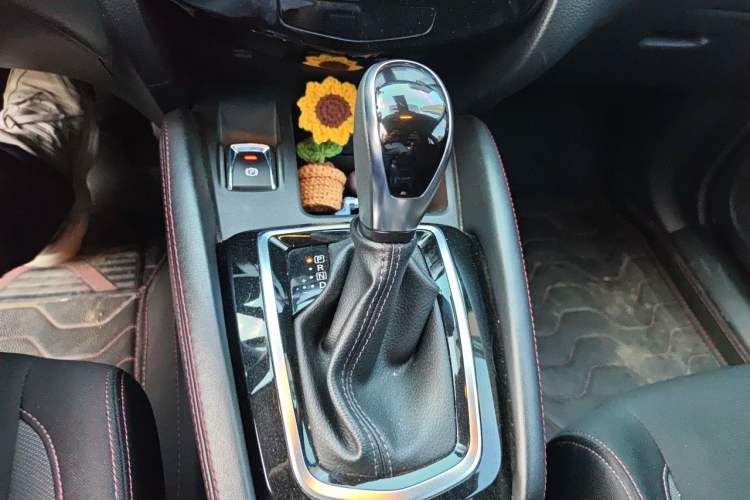 Used Nissan Qashqai 2021 2.0L CVT Smart Enjoyment Version Gear Lever