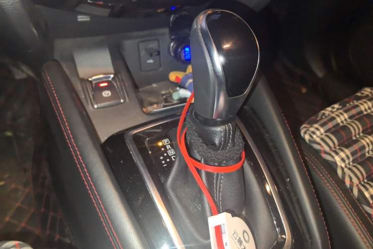 Used Nissan Qashqai 2021 2.0L CVT Luxury Edition Gear Lever