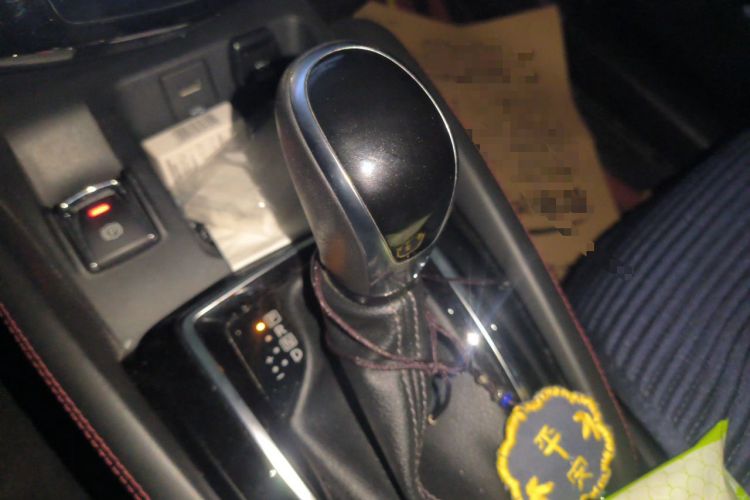 Used Nissan Qashqai 2021 2.0L CVT Luxury Edition Gear Lever