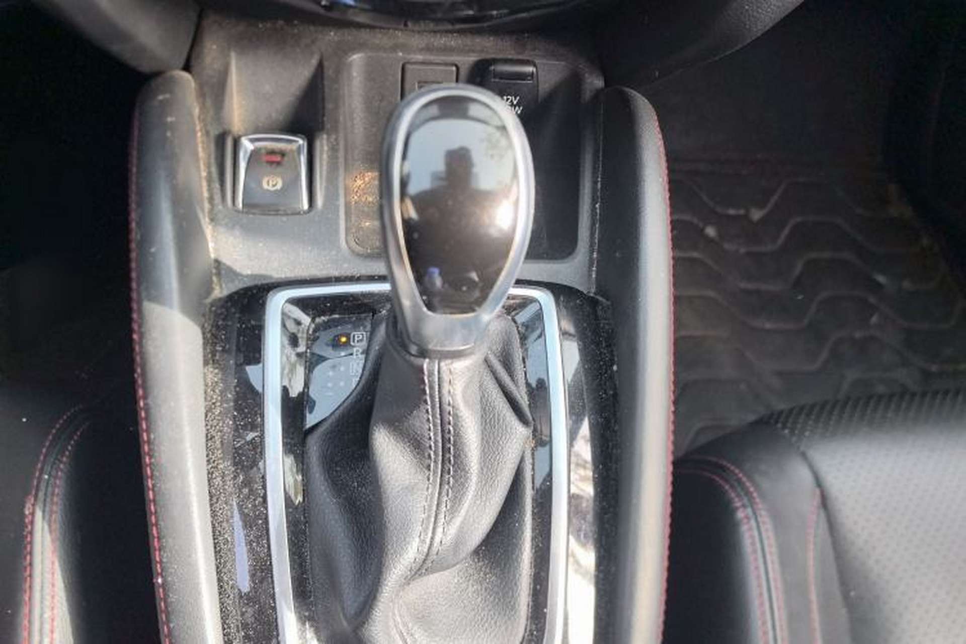 Used Nissan Qashqai 2021 2.0L CVT Luxury Edition Gear Lever