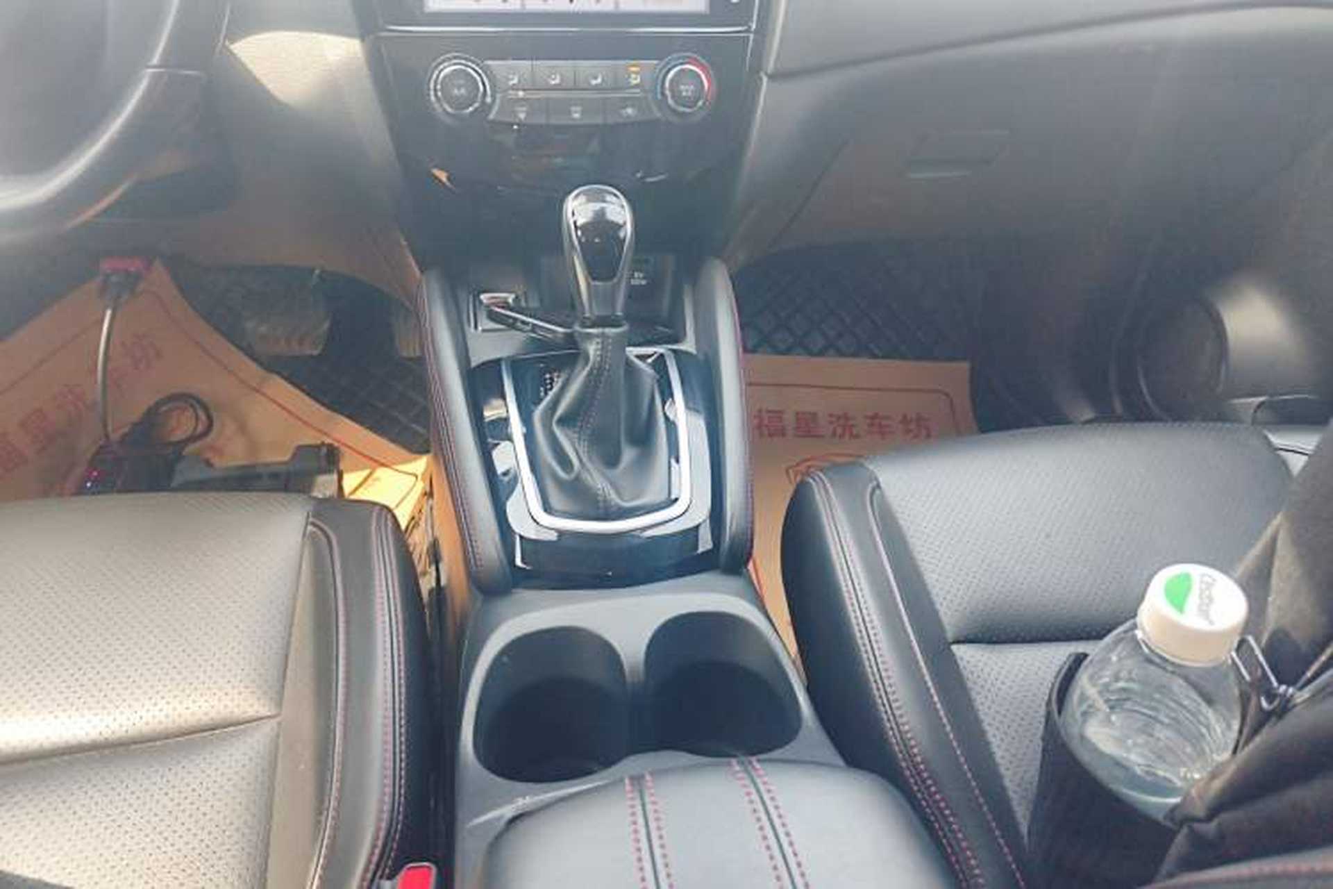 Used Nissan Qashqai 2021 2.0L CVT Luxury Edition Gear Lever