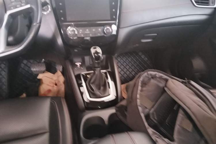 Used Nissan Qashqai 2021 2.0L CVT Luxury Edition Gear Lever